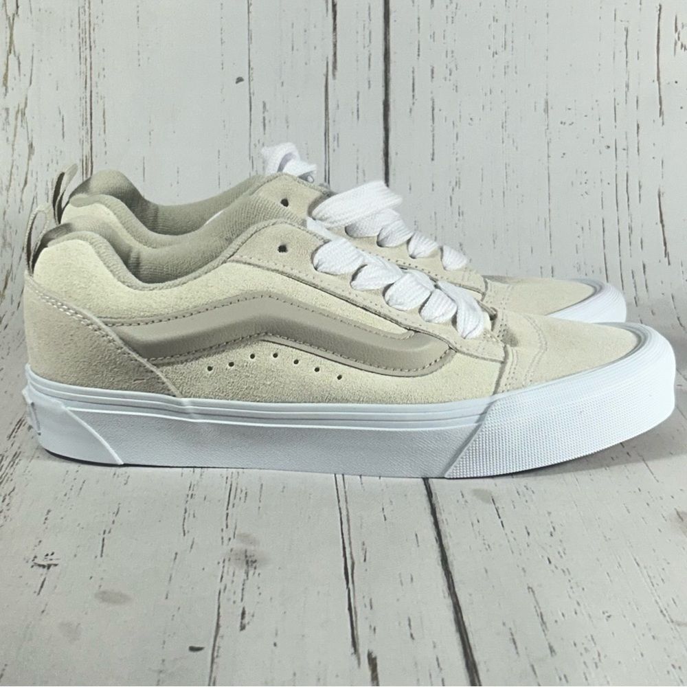 Vans Knu Skool Suede Shoes Sneakers Beige Women’s Size 6.5